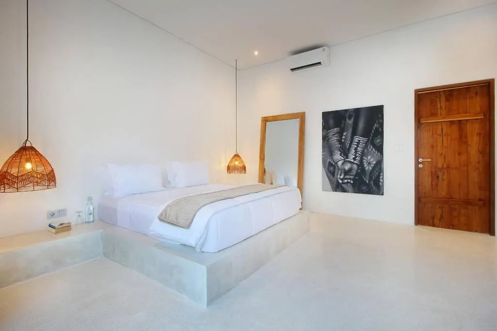 Modern And Stylish 3 Bedroom Villa أوبود
