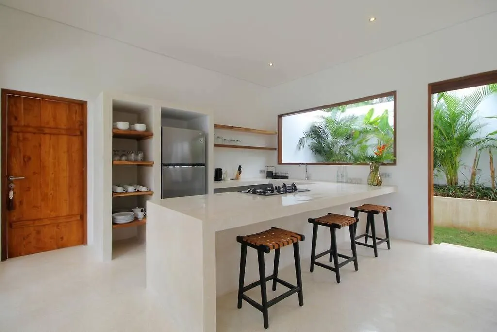 Modern And Stylish 3 Bedroom Villa أوبود