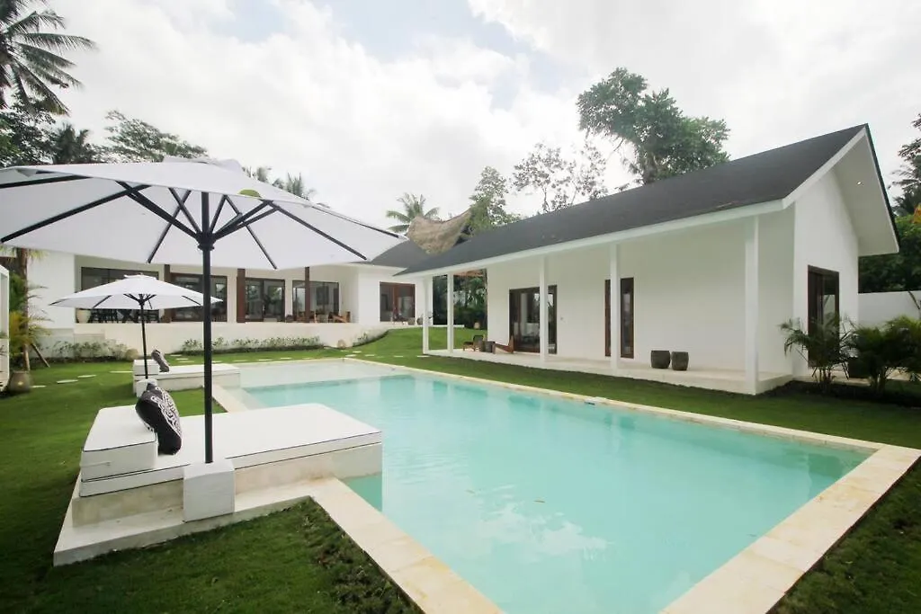 Modern And Stylish 3 Bedroom Villa Ubud 0*,  Indonesia